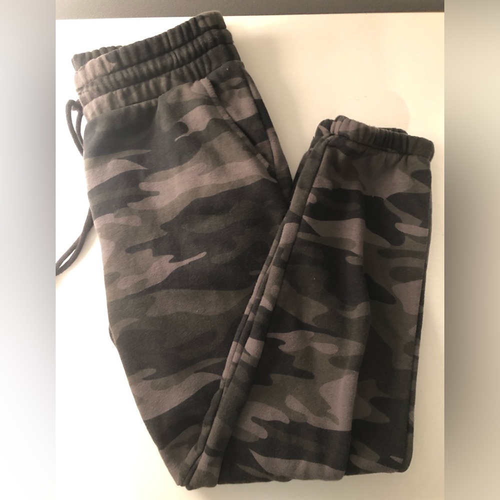 Wild fable woman’s sweatpants